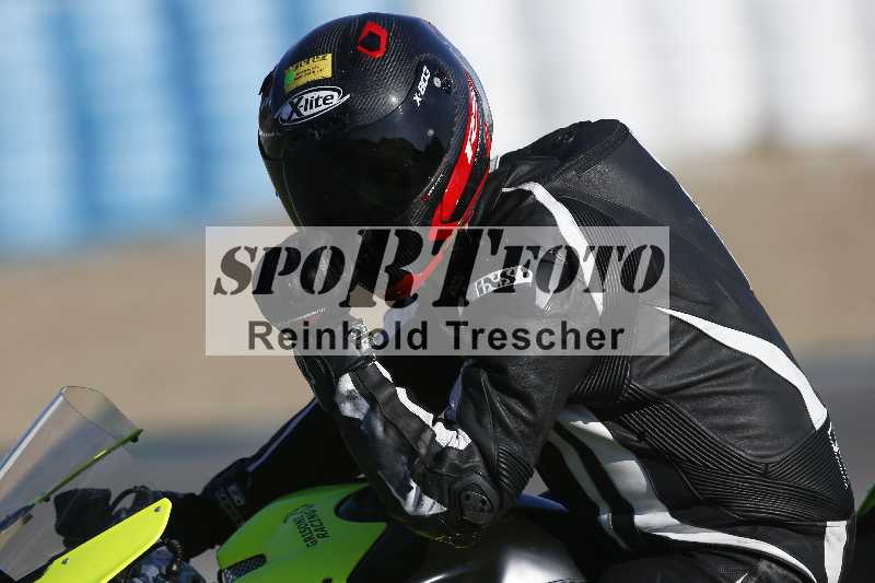 /Archiv-2024/02 29.01.-02.02.2024 Moto Center Thun Jerez/Gruppe gruen-green/229